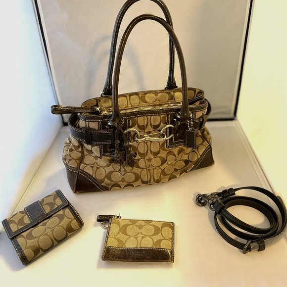 COACH Signature Canvas Handbag - Picture 1 of 4
